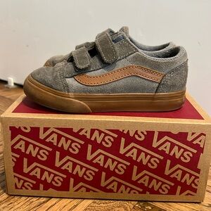 Unique Gray Suede Toddler Vans - Size 9